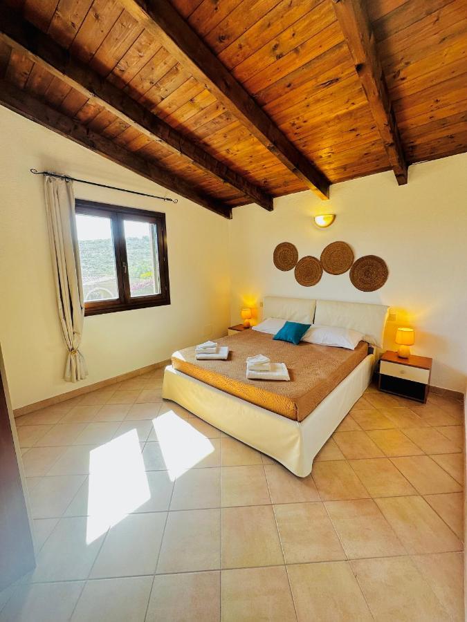 Villa Antonella Apartments Olbia Buitenkant foto